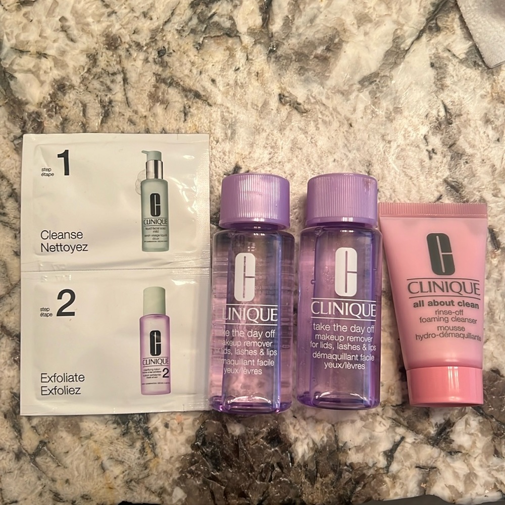 Clinique cleansing bundle